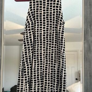 Ann Taylor Black and White Geometric Pattern Dress